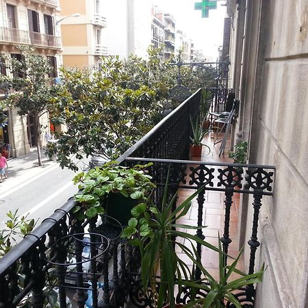 Barcelona Housing Recommend For Students Apartment Exterior photo