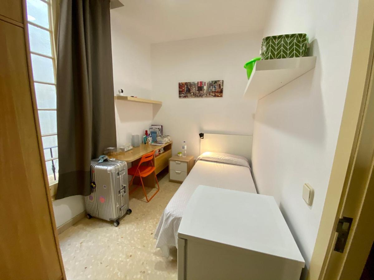Barcelona Housing Recommend For Students Apartment Exterior photo