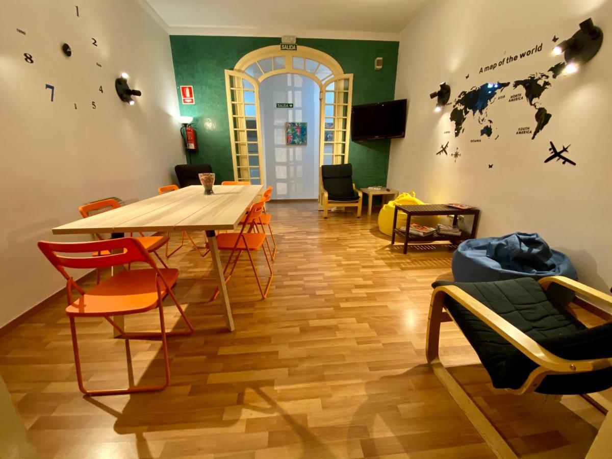Barcelona Housing Recommend For Students Apartment Exterior photo